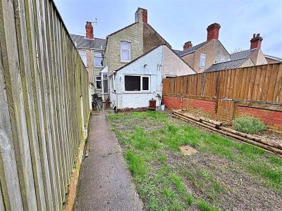 Convamore Road, Grimsby
