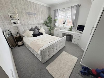 Golf Course Lane, Grimsby