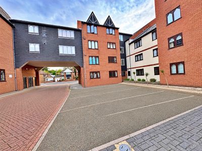 Grosvenor Crescent, Grimsby