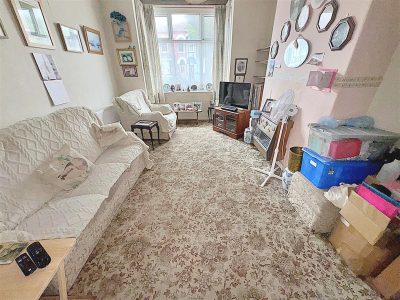 Hainton Avenue, Grimsby