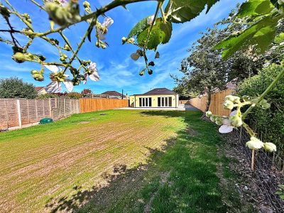 Sea Lane, North Cotes