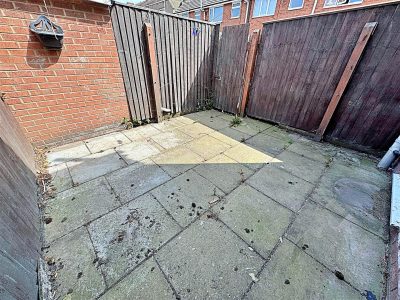 Sixhills Street, Grimsby