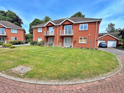 St. James Court, Grimsby
