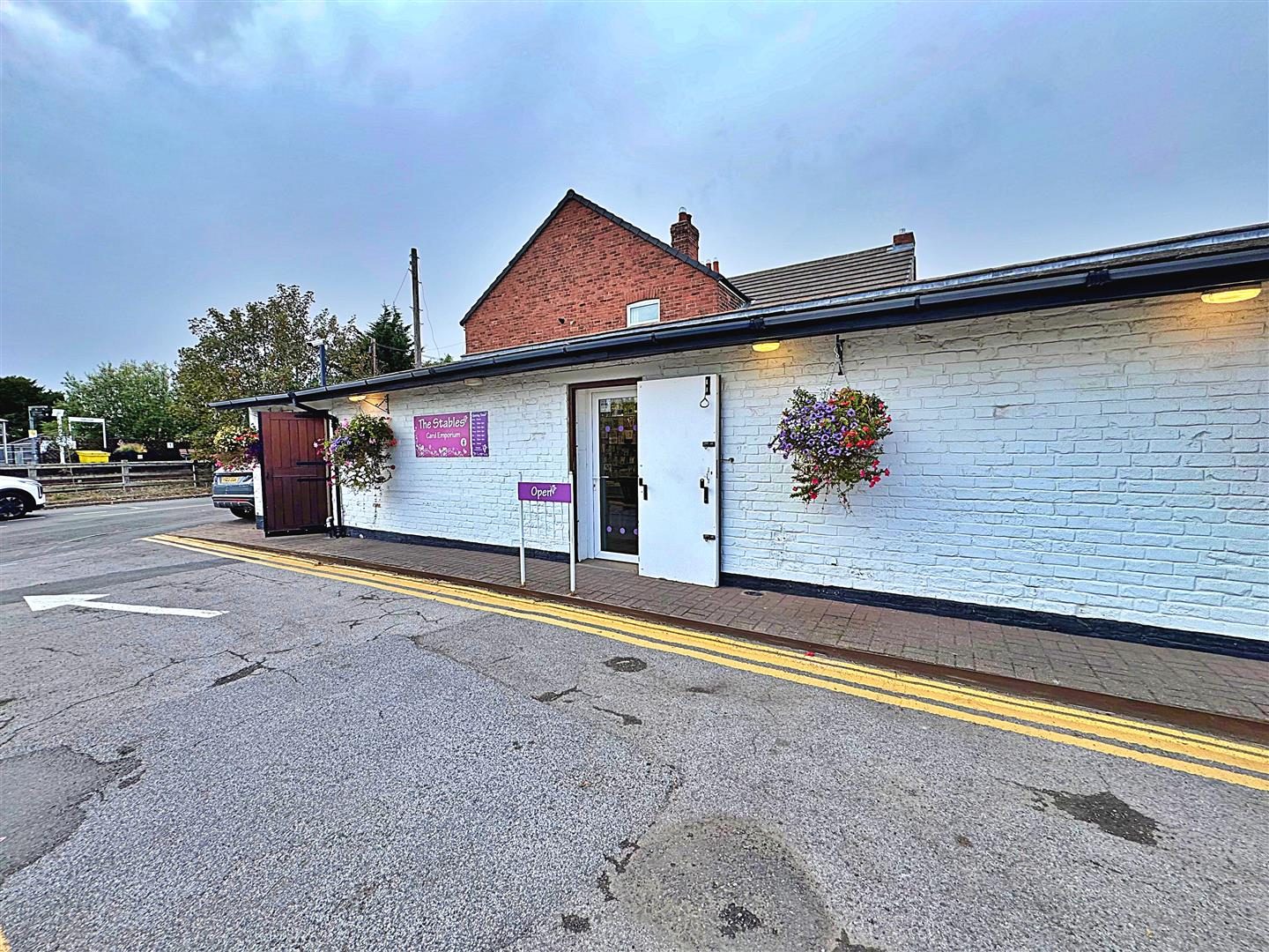 Station Road, Habrough