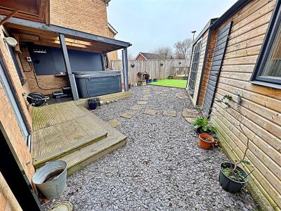 Walnut Crescent, Cleethorpes