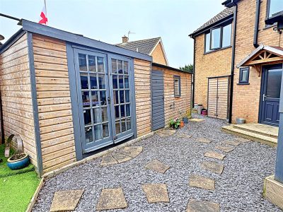 Walnut Crescent, Cleethorpes